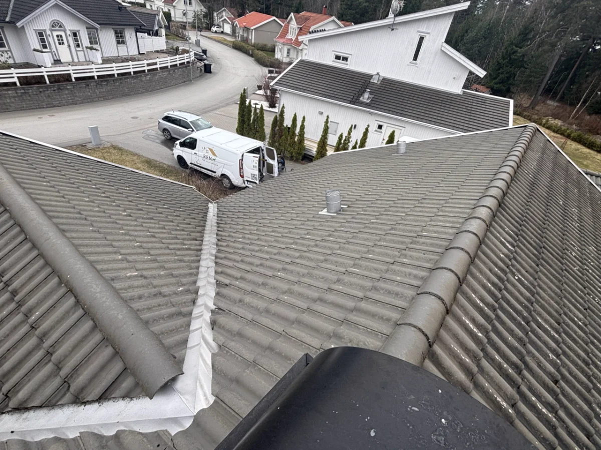 Professionell taktvätt i Stockholm - rent och skyddat tak